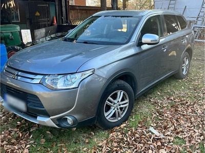 Gebraucht Mitsubishi Outlander 110 PS (80 kW) 2014 Grau SUV