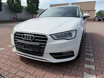 Używany Audi A3 Ambition 125 KM (91 kW) 2016 Biały Sedan/Limuzyna