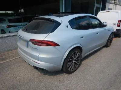 Gebraucht Maserati Grecale 330 PS (242 kW) 2023 Silber SUV