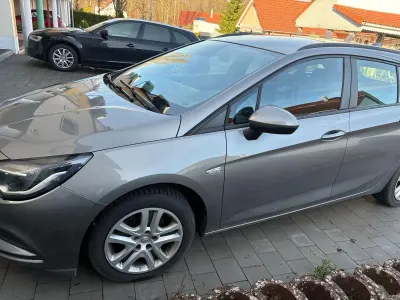 Gebraucht Opel Astra Business 110 PS (80 kW) 2017 Kombi