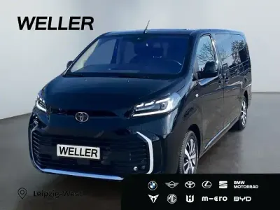 Second-hand Toyota Proace Verso Team 177 CP (130 kW) 2024 Negru Break
