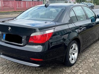 BMW 525