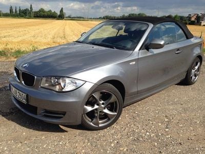 Gebraucht BMW 120 Cabriolet 177 PS (130 kW) 2011 Grau metallic Cabrio