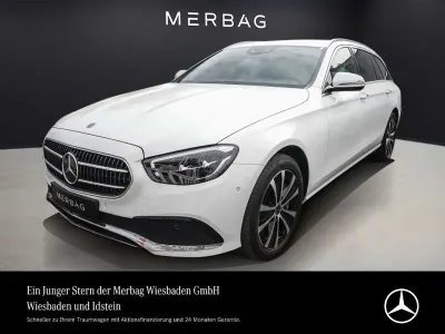 Używany Mercedes E300 Avantgarde 306 KM (225 kW) 2022 Biały Kombi