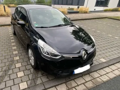 Usata Renault Clio IV LIMITED 73 CV (53 kW) 2016 Nero Utilitaria