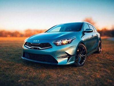 Gebraucht Kia Ceed Sportswagon Edition 7 120 PS (88 kW) 2022 Grau Kombi