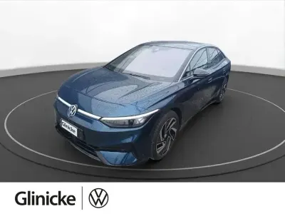 Gebraucht VW ID.7 Pro 210 kW (286 PS) 2024 Aquamarinblau metallic Limousine