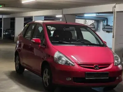 Gebraucht Honda Jazz LS 83 PS (61 kW) 2008 Rot Kleinwagen