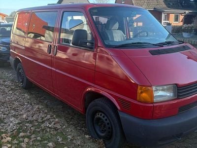 Gebraucht VW Transporter 84 PS (61 kW) 2000 Rot Van