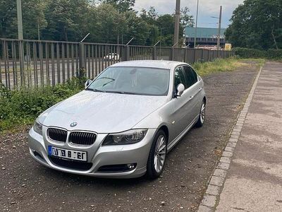 Gebraucht BMW 325 218 PS (160 kW) 2008 Grau Limousine