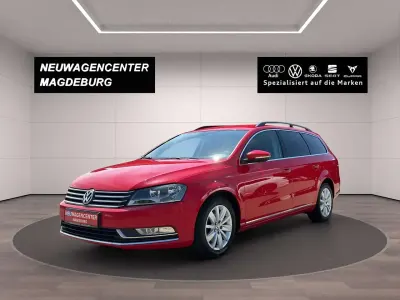 Gebraucht VW Passat 140 PS (102 kW) 2013 Rot Kombi