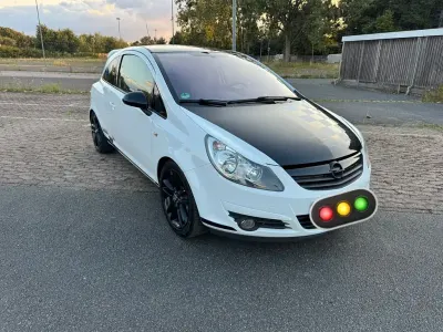 Gebraucht Opel Corsa 101 PS (74 kW) 2010 Schwarz Kleinwagen