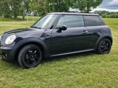 Gebraucht Mini Cooper 95 PS (69 kW) 2009 Schwarz Kleinwagen