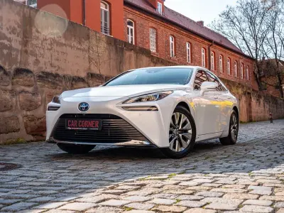 Gebraucht Toyota Mirai Executive 182 PS (133 kW) 2022 Precious white Limousine