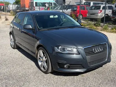 Begagnad Audi A3 Sport 105 HK (77 kW) 2010 Grå Halvkombi