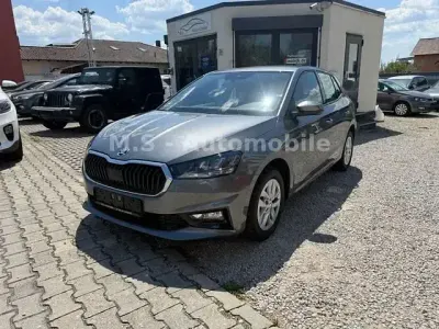 Gebraucht Skoda Fabia Selection 80 PS (58 kW) 2024 Graphite grey Kleinwagen