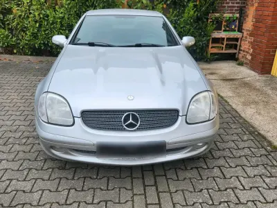 Gebraucht Mercedes SLK230 197 PS (144 kW) 2000 Silber Cabrio