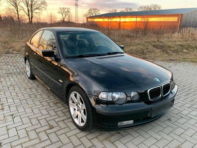 BMW 325