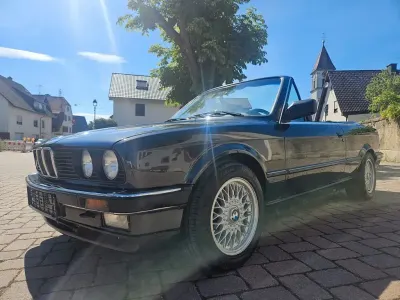 Gebraucht BMW 325 Cabriolet Sport Line 170 PS (125 kW) 1987 Schwarz Cabrio