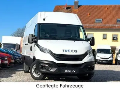 Usata Iveco Daily 130 CV (95 kW) 2024 Andere Berlina