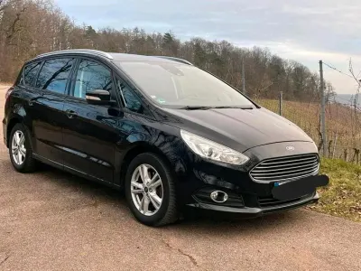 Używany Ford S-MAX S 150 KM (110 kW) 2018 Czarny Minivan