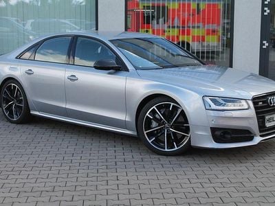 Audi S8 plus