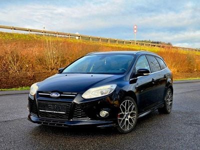 Gebraucht Ford Focus ST-Line 150 PS (110 kW) 2014 Schwarz Kombi