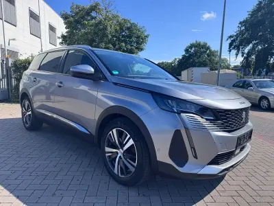 Gebraucht Peugeot 5008 Allure 177 PS (130 kW) 2021 Grau SUV