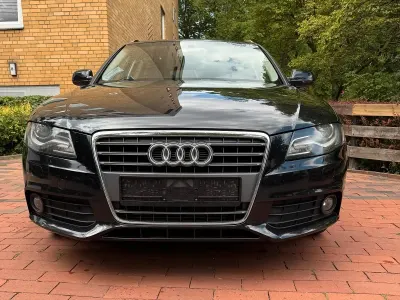 Gebraucht Audi A4 160 PS (117 kW) 2011 Schwarz Limousine