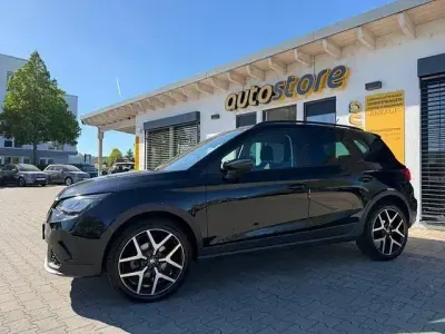 Używany Seat Arona Style 110 KM (80 kW) 2023 Czarny SUV