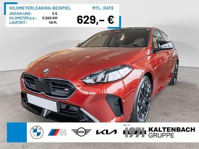 Neu BMW 135 300 PS (220 kW) 2026 Dragon fire red Kleinwagen