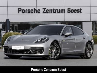 Porsche Panamera 4
