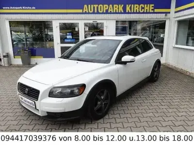 Used Volvo C30 Kinetic 215 HP (158 kW) 2009 White Hatchback