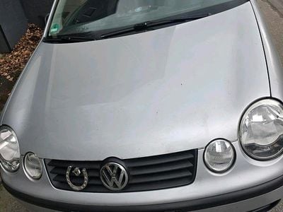 Gebraucht VW Polo 54 PS (39 kW) 2003 Silber Kleinwagen