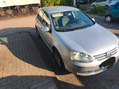 Gebraucht VW Golf IV 75 PS (55 kW) 2005 Silber Kleinwagen
