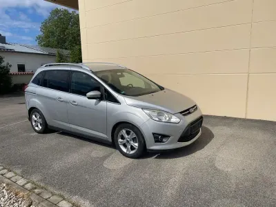 Używany Ford Grand C-Max 116 KM (85 kW) 2012 Srebrny Minivan