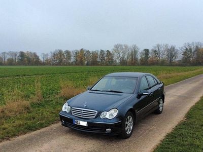 Schwarz Gebraucht 2004 Mercedes C180 Elegance Limousine | 4.950 € (Etwas zu teuer)