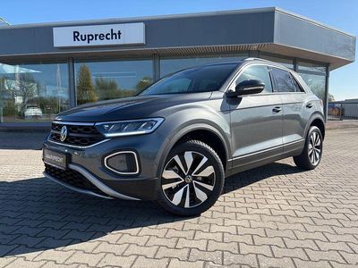 Käytetty VW T-Roc Move 116 HP (85 kW) 2024 Harmaa Katumaasturi
