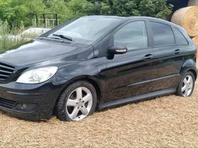 Gebraucht Mercedes B180 108 PS (79 kW) 2008 Schwarz Van / Kleinbus