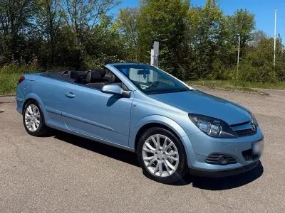 Gebraucht Opel Astra 105 PS (77 kW) 2006 Blau Cabrio