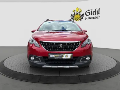 Gebraucht Peugeot 2008 Allure 131 PS (96 kW) 2019 Rot SUV