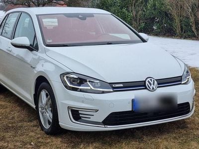 Weiß Gebraucht 2020 VW Golf Limousine | 12.600 € (Guter Preis)