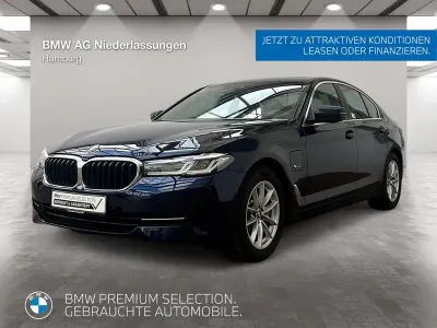 Używany BMW 530e Sport Line 184 KM (135 kW) 2022 Niebieski Sedan/Limuzyna
