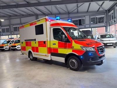 Gebraucht Mercedes Sprinter 190 PS (139 kW) 2021 Weiß Van