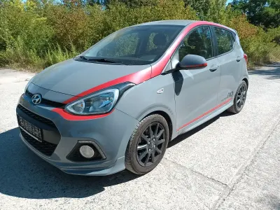 Gebraucht Hyundai i10 Sport 87 PS (63 kW) 2015 Grau Kleinwagen