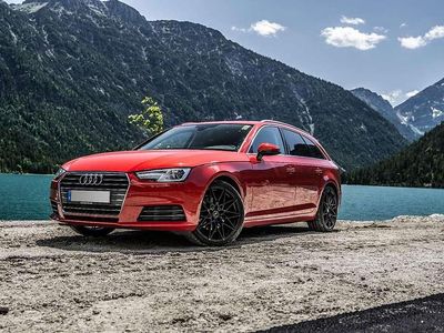 Gebraucht Audi A4 Sport 173 PS (127 kW) 2016 Rot Kombi