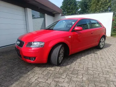 Gebraucht Audi A3 105 PS (77 kW) 2005 Rot Kleinwagen
