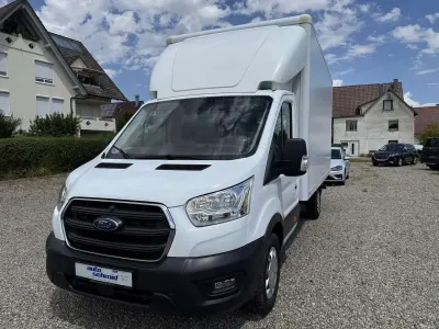 Gebraucht Ford Transit Trend 131 PS (96 kW) 2022 Frostweiß Van