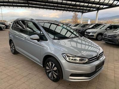 Gebraucht VW Touran Comfortline 150 PS (110 kW) 2024 Silber Van / Kleinbus