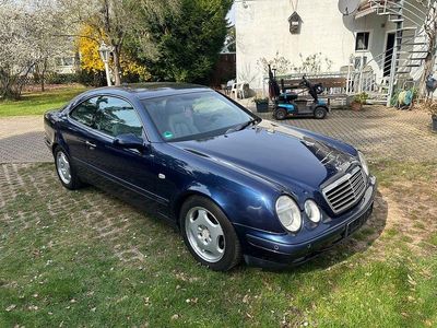 Usata Mercedes CLK320 Elegance 218 CV (160 kW) 1998 Blu Coupé